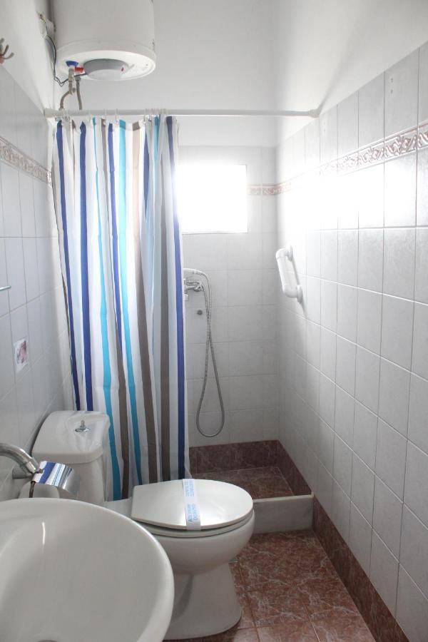 Iason Apartments Лутра Едипсу Екстериор снимка