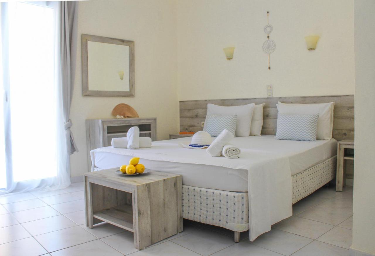 Iason Apartments Лутра Едипсу Екстериор снимка