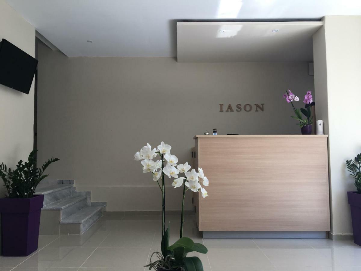Iason Apartments Лутра Едипсу Екстериор снимка